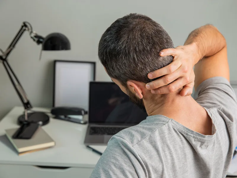Mulberry Chiropractic treating neck pain in Houston