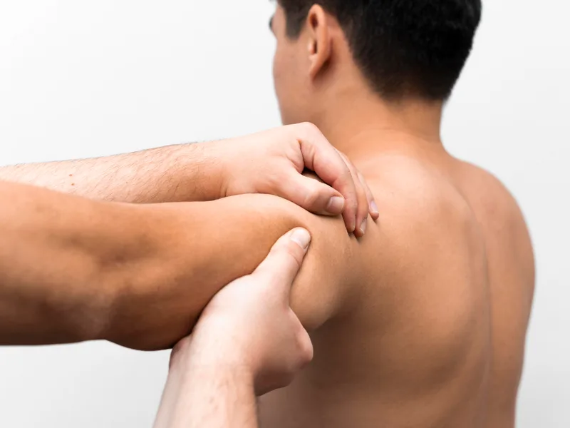 How Mulberry Chiropractic treats rotator cuff injury in Houston
